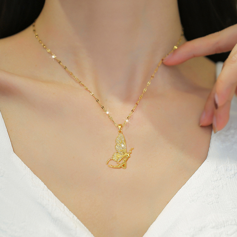 ファッショナブルな高級バタフライペンダントネックレス レディ - Butterfly Clasp Deployant のレビューと価格